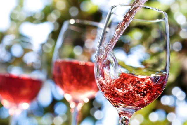 Los-5-vinos-rosados-mexicanos-que-deberías-probar-la-comunidad-de-los-vinos-el-portal-del-chacinado